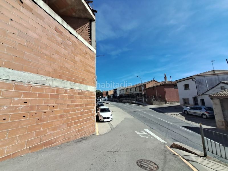 Foto f8b83910-383c-4b81-921a-ba6782a12a2f. Edificio  en venta en los santos de la humosa. en Santos de la Humosa (Los)