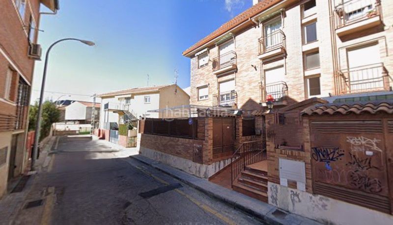 Foto b270e257-f852-459f-91e1-14bf498df650. Autoparkplatz in Carlos Ruiz Collado Villalba