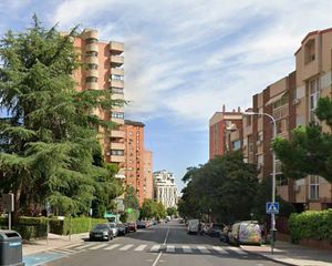 Aparcament cotxe a QUEROL