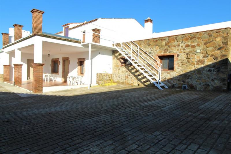 Foto be003aa7-4dd8-4dd2-a799-051b059984f4. Mas avec chauffage piscine dans Táliga