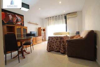 Location Appartement  Plaza virgen de botoa. Ciudad jardín  3 dormitorios  2 baños
