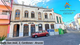 Casa a Calle san josé 2. 300.000€  local diáfano de 340 m2 y 280 m2 de vivienda, cardones