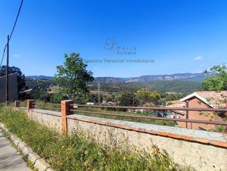 Terreny residencial a Avinguda del castell de montbui 133. Solar en venta en urbanización.