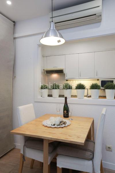 Foto a297bacd-4bc4-459d-801b-6938e6653d40. Miete appartement mit heizung in Raval Barcelona