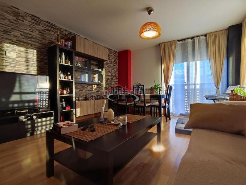 Foto e848148f-bb47-4e7f-9805-e64ed28311ed. Apartament amb calefacció aparcament a Las Eras de Renueva León