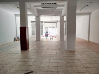 Local Comercial en JUAN DE RIBERA
