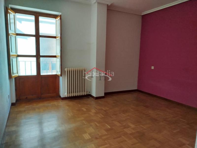 Foto 2901340f-a814-4d2c-afc6-7c4231dfa828. Flat with heating in Casco Antiguo León