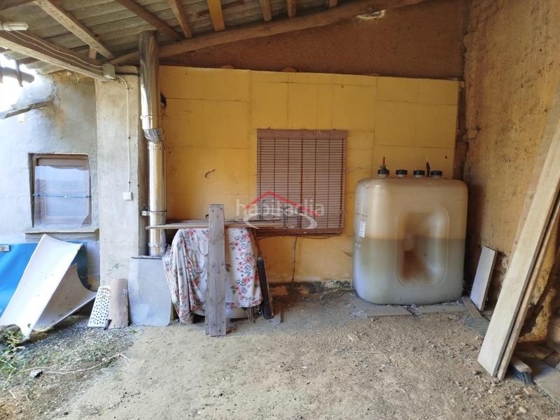 Foto 52965a26-5479-46f3-84b7-e22fd3bf0ed3. Casa amb calefacció a Valdefresno