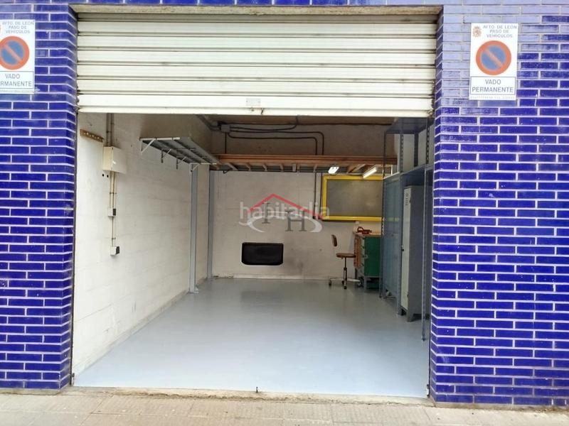 Foto 11e5ee09-5636-4bbf-b847-15121f492603. Aparcament cotxe a La Vega - La Sal León