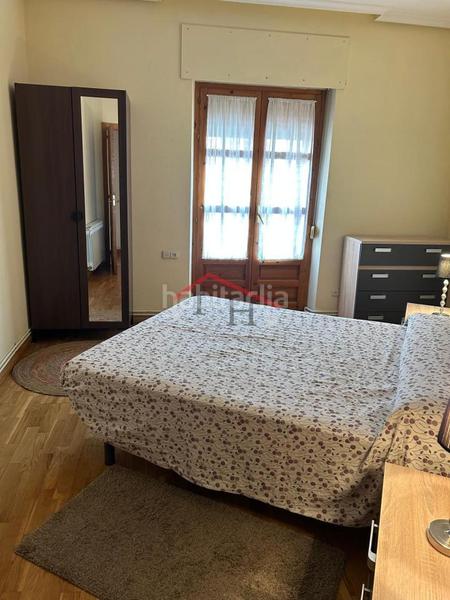 Foto 680a9acc-c029-4fba-9b67-361ff8bad23e. Apartment with heating in Casco Antiguo León