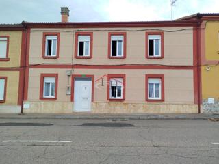 House in Valverde de la Virgen