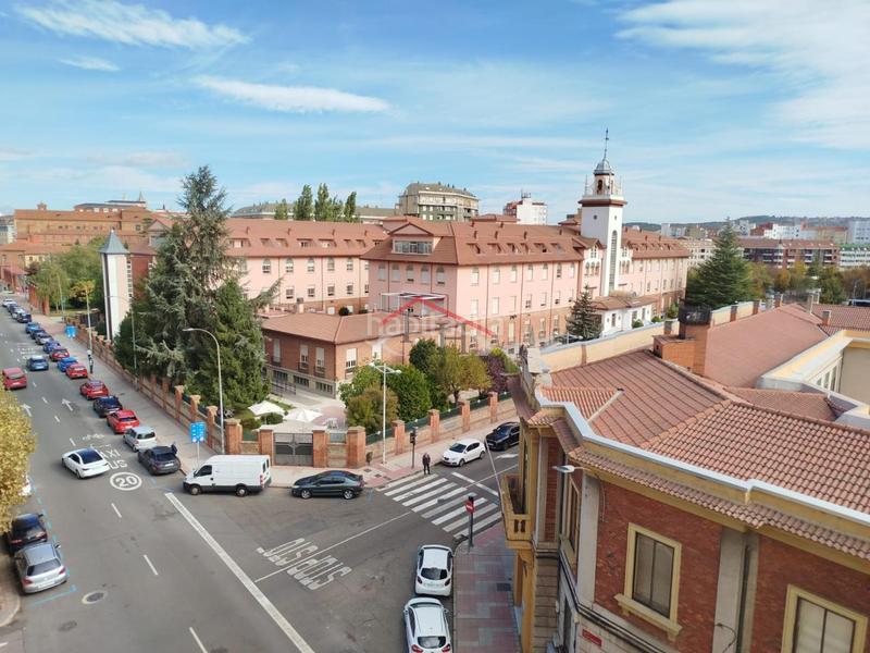 Foto e118e0ec-a44d-421b-8dc3-42aa98d3237d. Piso en San Claudio - La Chantría León
