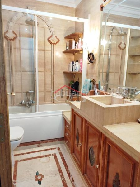 Foto 188ea05a-b9cc-4d47-a896-a078424c02ba. Piso en Centro Ciudad León