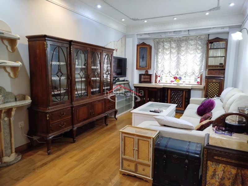 Foto 90f1bb67-10f6-4108-adfd-6e8047eb5c15. Piso en Centro Ciudad León