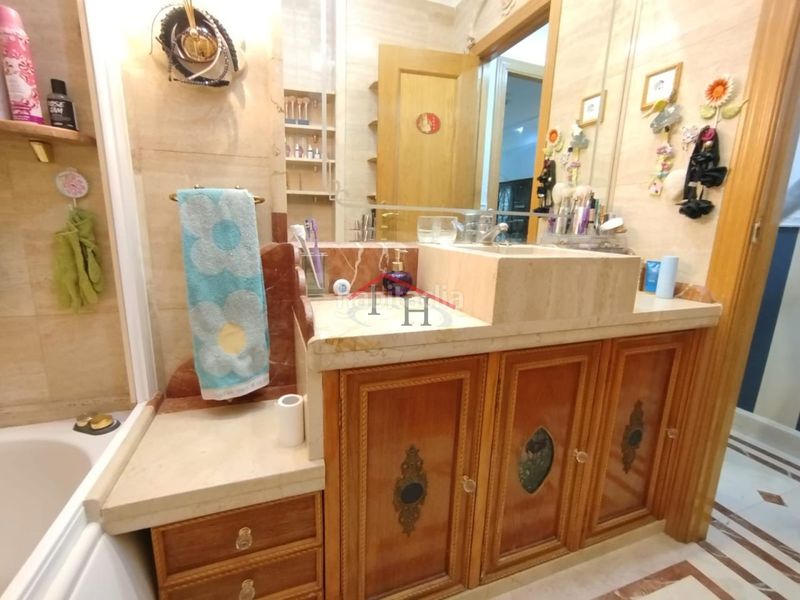 Foto cd3ab44c-4f52-4978-bca8-0990d104f9c4. Piso en Centro Ciudad León