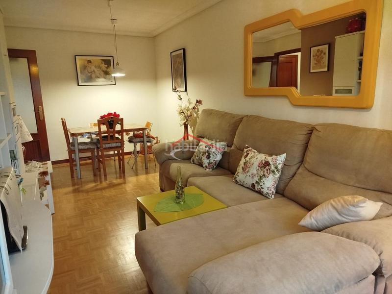Foto 7fbd69cf-1506-4640-b692-e49fe023d2e5. Apartament amb calefacció aparcament a Trobajo del camino