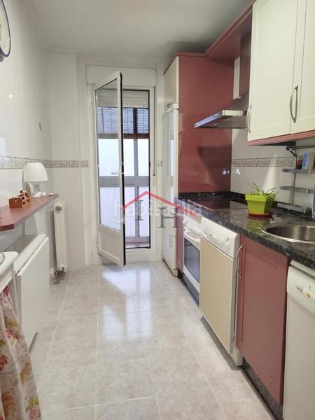 Foto d94d7388-709e-461a-92f2-52eb3850b371. Apartament amb calefacció aparcament a Trobajo del camino