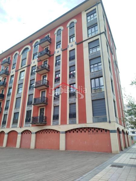 Foto 1102de5b-5c8b-45ba-8191-014f3c5dde2c. Local comercial a La Lastra León