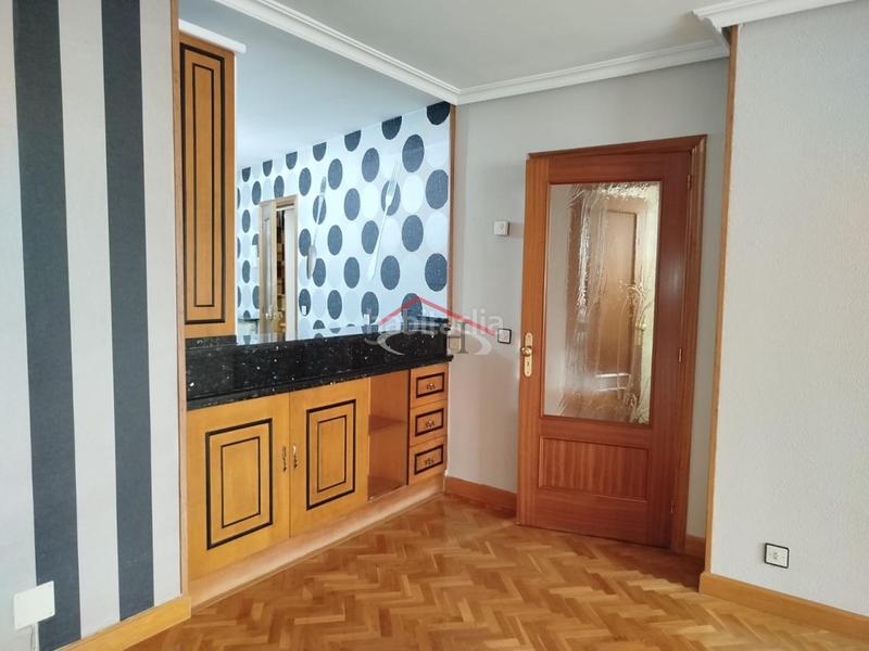 Foto a83b4e93-dc29-468f-a313-0b57477d10fd. Appartement avec chauffage parking dans Casco Antiguo León