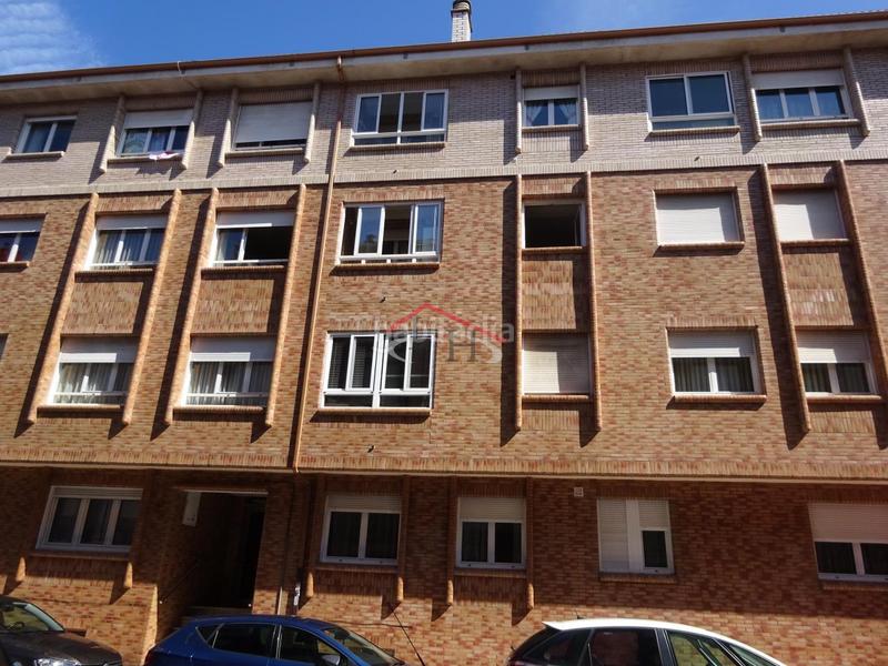 Foto fb6cb0d0-1c9d-41d8-90a0-1697ac970da1. Etagenwohnung mit heizung parking in Crucero León