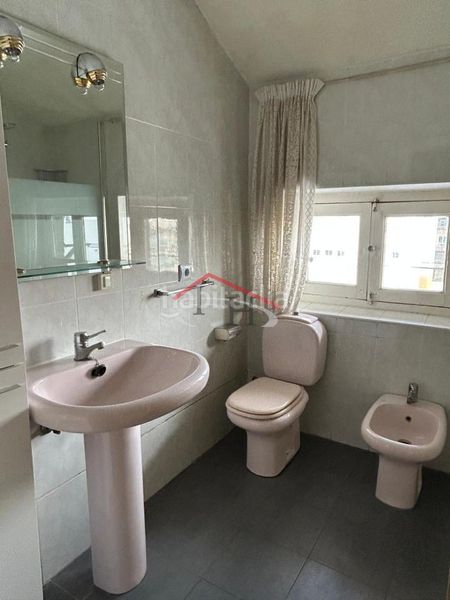 Foto bd66e8d4-81bc-4c3d-a5cb-2ebc9a927ce2. Pis amb calefacció a Centro Ciudad León