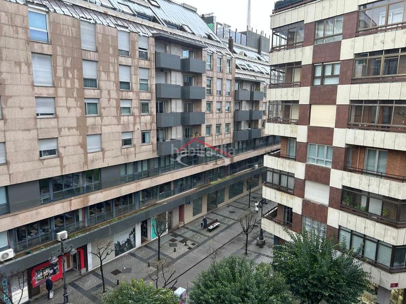 Foto f2206622-75c6-4c95-8588-2ab46e09d117. Pis amb calefacció a Centro Ciudad León