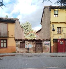 Wohngrundstück in Plaza puerta obispo 4