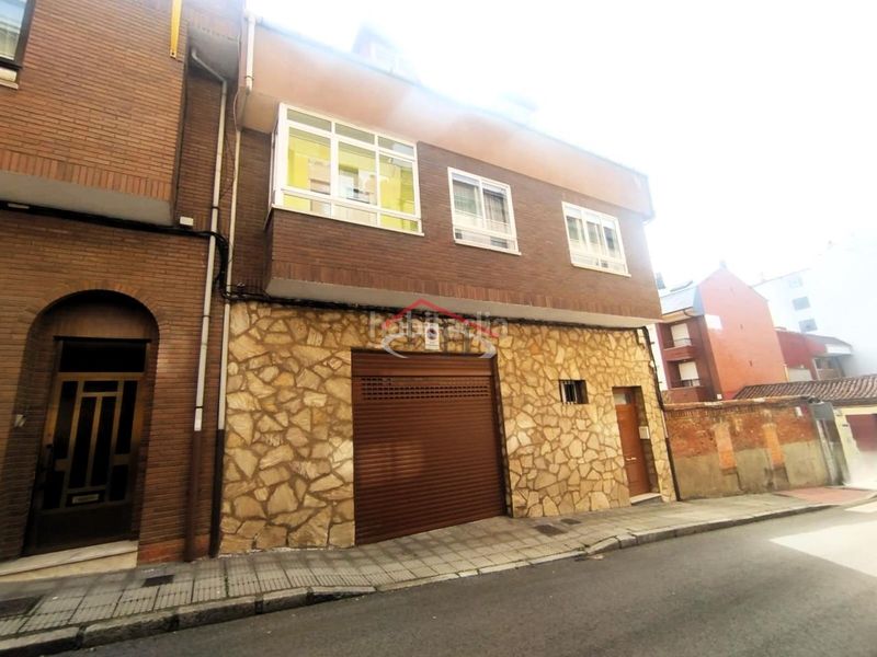 Foto 8f50a6ed-2939-436b-b807-8231d75b9c2e. Casa amb calefacció a San Esteban León
