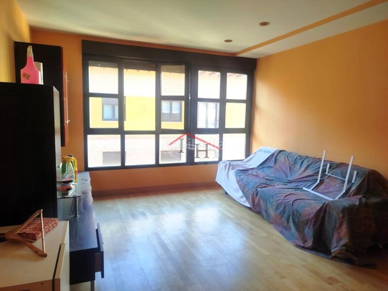 Foto ec308ff7-9108-44fc-a494-3465c29ef62d. Dúplex en Casco Antiguo León