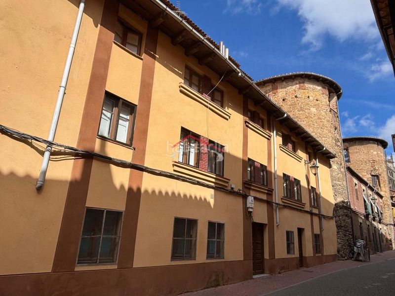 Foto a4151157-b78f-4271-a6a2-ca6c60203632. Casa a Casco Antiguo León