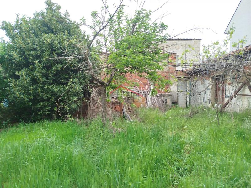 Foto 18fb1df4-8485-4c5d-9149-593a3bd4df6f. Casa amb calefacció aparcament a Puente Castro León
