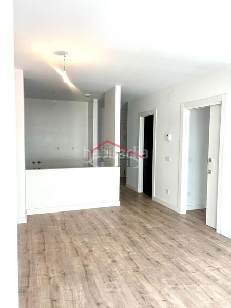 Foto 24927c4c-5d06-4b96-9d5c-9b3c3c5bad43. Apartament amb calefacció aparcament a Centro Ciudad León