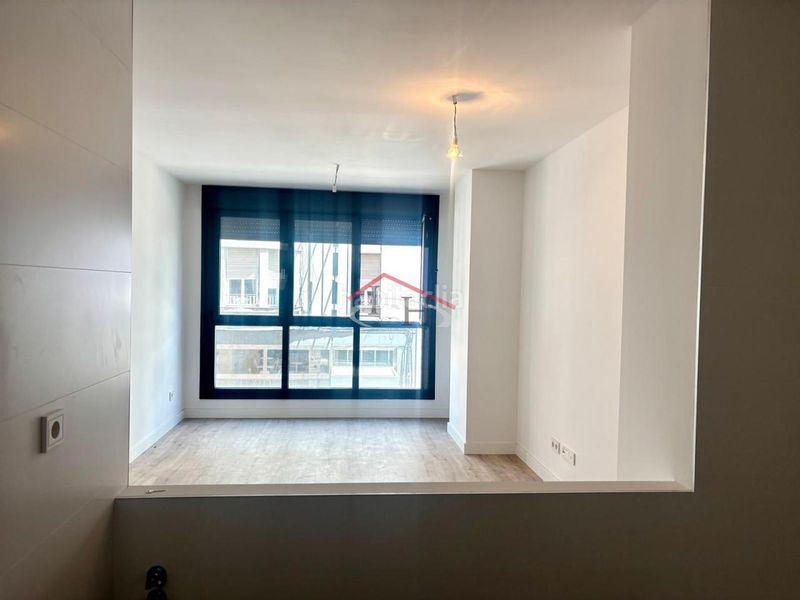Foto c59ee4fb-606e-4c3e-8aa9-3a176aa09fdd. Apartament amb calefacció aparcament a Centro Ciudad León