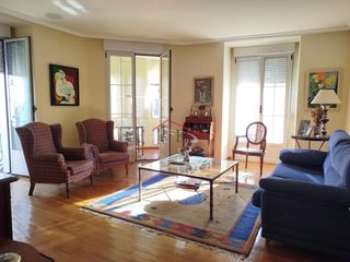 Duplex in Casco Antiguo