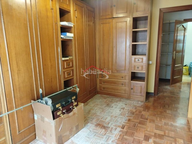 Foto 55e733da-4d86-43a1-96e8-01fbc0ed8b97. Etagenwohnung mit heizung parking in San Claudio - La Chantría León