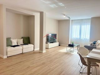 Apartment in Plaza Don Gutierre