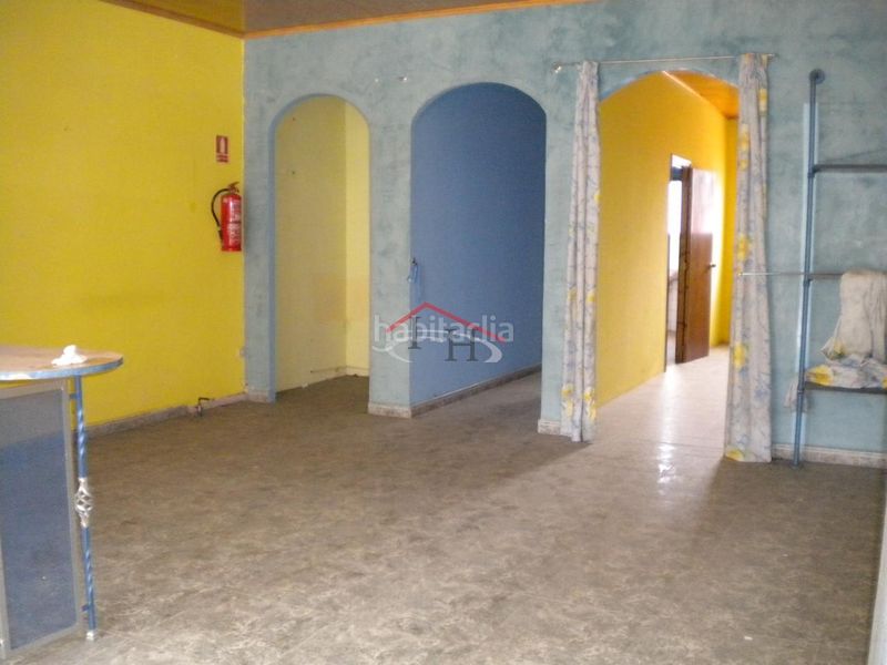 Foto 5c67d330-cd2b-4c23-8dbd-8a4a97cfb7a0. Local comercial amb calefacció a La Vega - La Sal León