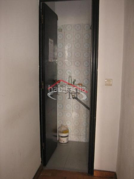 Foto a6d8551f-ec4f-4479-aee6-fb6d315ec7bb. Local comercial a Casco Antiguo León