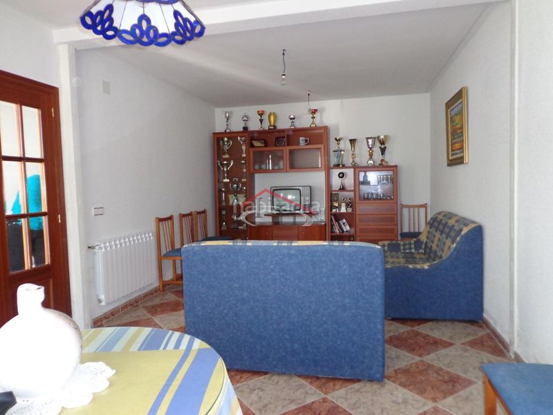 Foto 58e32380-4020-4786-b4c6-dd5e5332efe2. Casa amb calefacció aparcament a Villaturiel