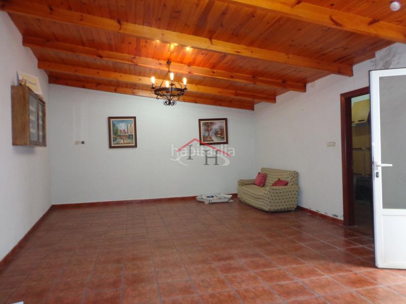 Foto b2e9d957-c30f-4006-adc7-2767874f914b. Casa amb calefacció aparcament a Villaturiel