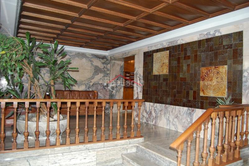 Foto 16c6f911-d3aa-4f98-b4e6-55841347ff57. Oficina amb calefacció a Centro Ciudad León