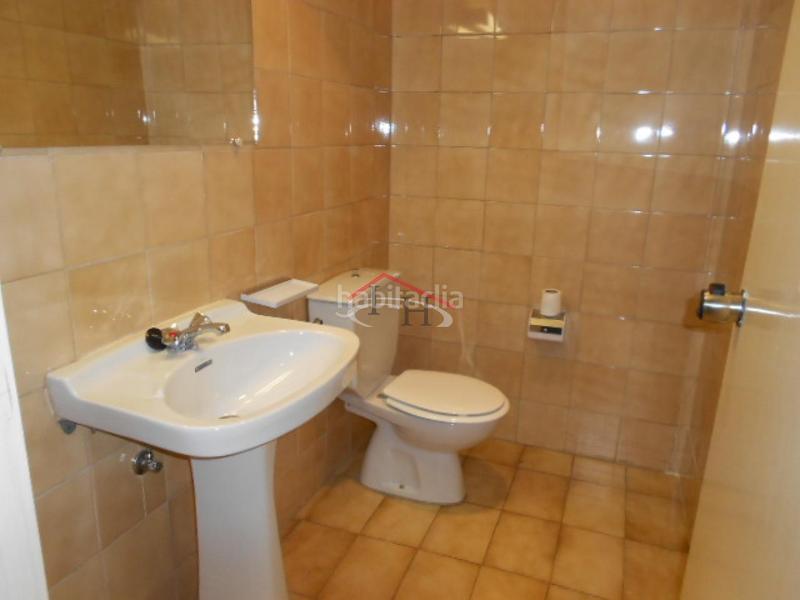 Foto bdf6fb8b-28e6-4a9b-aed6-74a18a03c384. Oficina amb calefacció a Centro Ciudad León