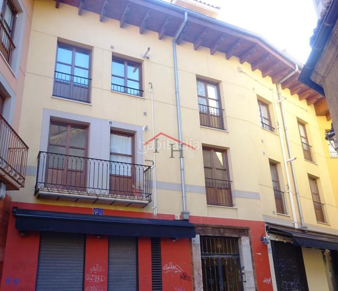 Foto e86af838-6895-43cd-bc10-2dc354c387b9. Apartment with heating parking in Casco Antiguo León