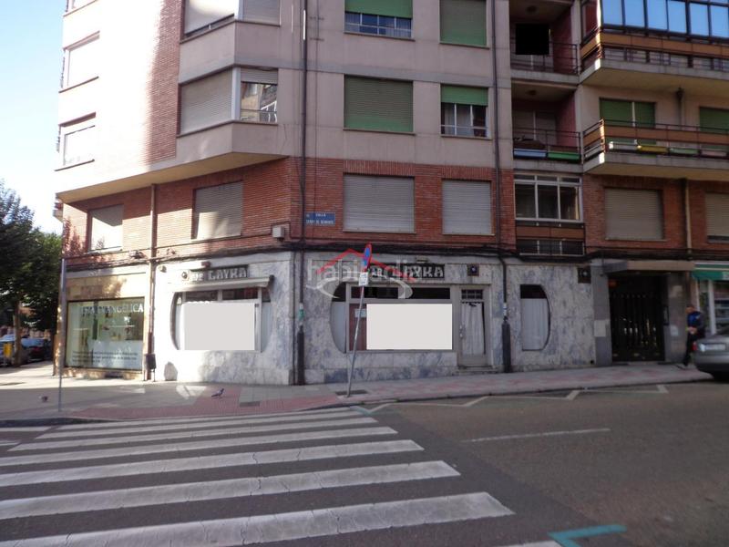 Foto 58ebe7a6-7084-4e64-aa45-5d03ff981f4f. Locale commerciale in San Claudio - La Chantría León