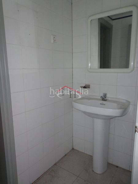 Foto 52b8932a-7b04-45ca-99ba-c94670673b75. Local comercial a San Mamés - La Palomera León