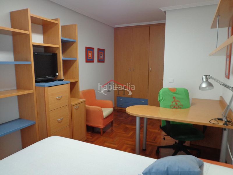 Foto 02f7b692-48ac-4080-b252-c3ceb0dc7e3c. Alquiler piso en Las Eras de Renueva León