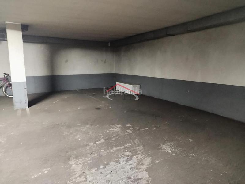 Foto 478e3e27-6723-4b23-96bd-3ad7a2af2efb. Location parking voiture dans Casco Antiguo León