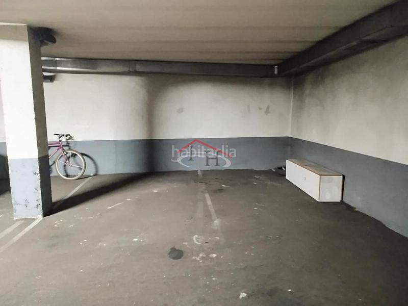 Foto 4f2b7852-a27b-44c4-8d10-00b592ffe1cc. Location parking voiture dans Casco Antiguo León