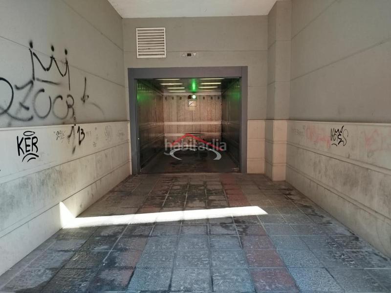 Foto e4917814-8825-4ab0-b514-c4b841b20489. Location parking voiture dans Casco Antiguo León