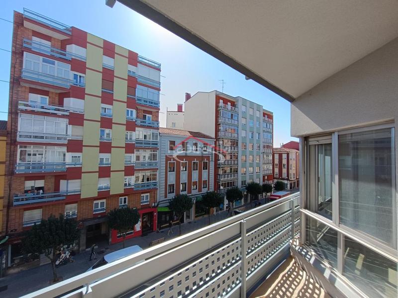 Foto c8b8ab32-02fa-473c-898c-bb1731c24911. Etagenwohnung mit heizung in Crucero León